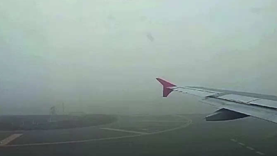 January fog spell delays record no. of flyers; Mumbai and Delhi airports worst hit