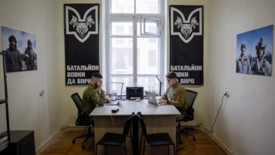 Prominent Ukrainian army unit launches own recruitment drive to strengthen ranks