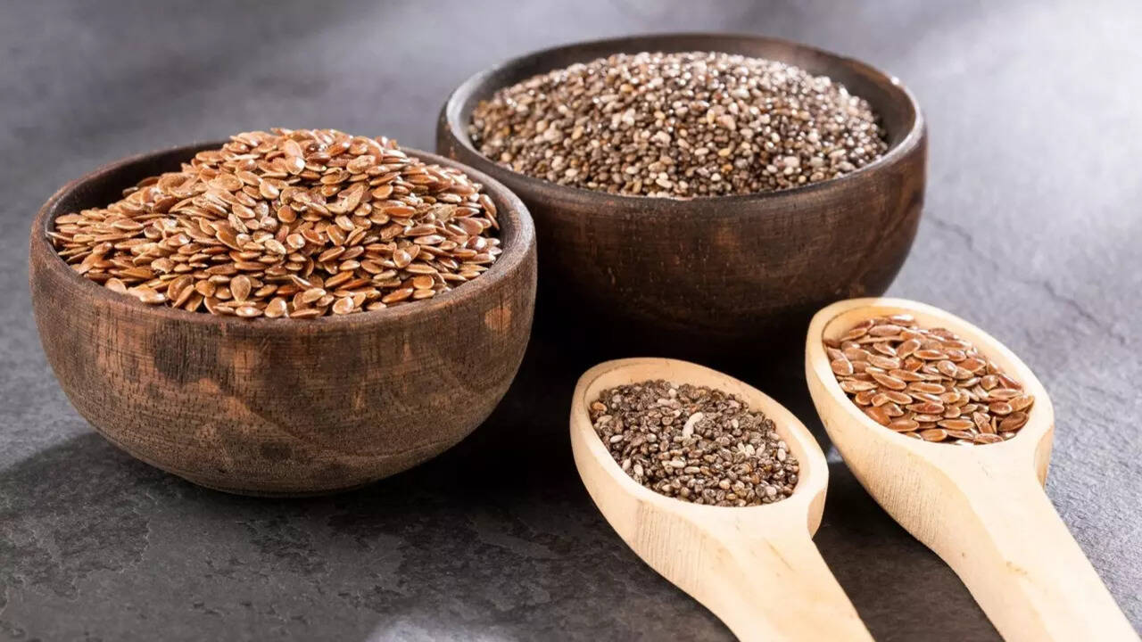 Chia Seeds vs Flax Seeds Which One to Consume?
