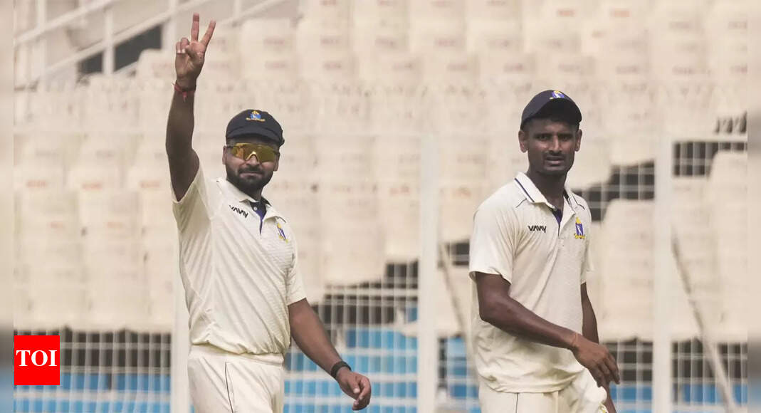 Mukesh Kumar returns to make a difference in Ranji Trophy match | – Times of India