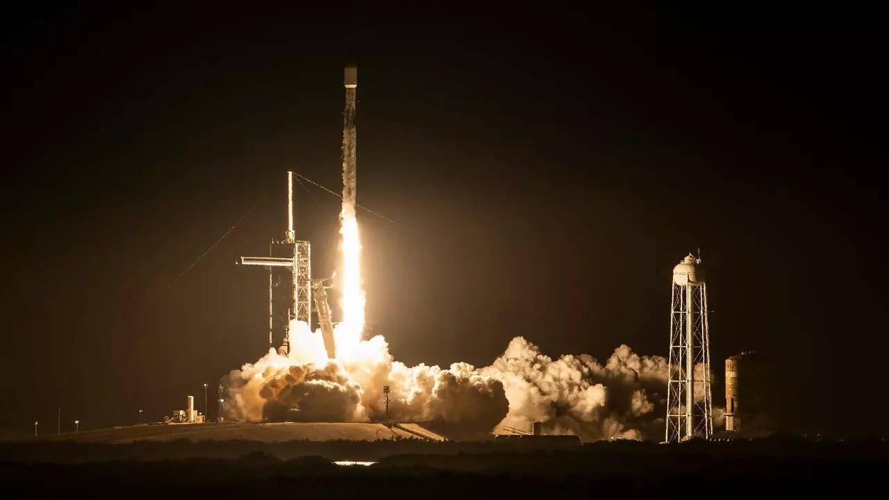 SpaceX lanza el módulo de aterrizaje Nova-C de la NASA a la Luna