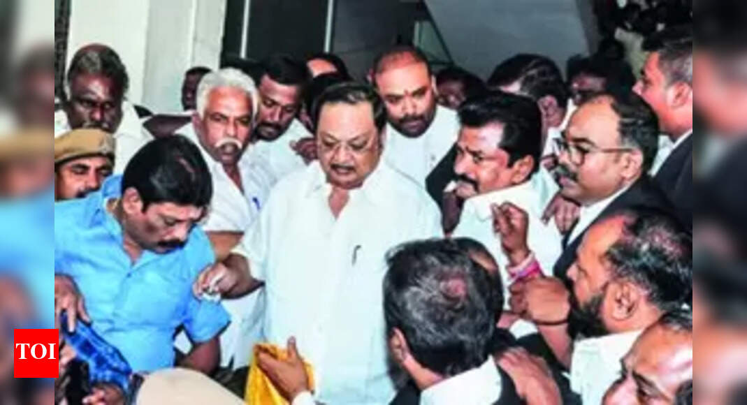 Assault Case: Assault case: Alagiri and 16 others acquitted in Madurai ...