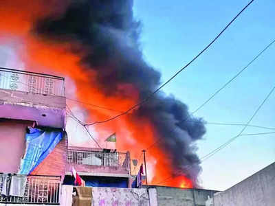 Delhi fire probe: Huge quantity of inflammable chemical found in Alipur factory, says police FIR