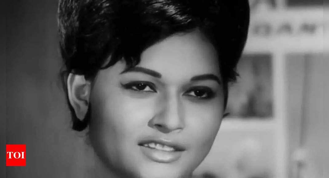 Anjana Bhowmick Death News: Veteran actress Anjana Bhowmick passes away ...