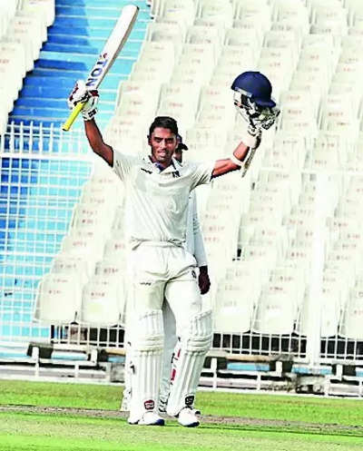 Easwaran: Abhimanyu Easwaran Smashes Unbeaten Double Century As Bengal ...