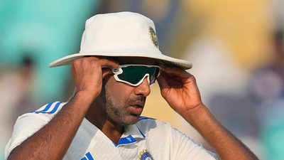 3rd Test: Ashwin joins proceedings in post-tea session on fourth day