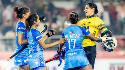 FIH Pro League: Savita helps India end home leg on a high