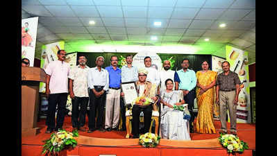Konkani literary award conferred on Gerald Pinto