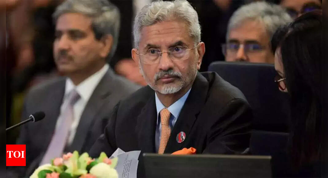 Eam Jaishankar Briefly Meets Chinese Counterpart Wang Yi On Sidelines Eam Jaishankar Briefly Meets Chinese Counterpart Wang Yi On Sidelines