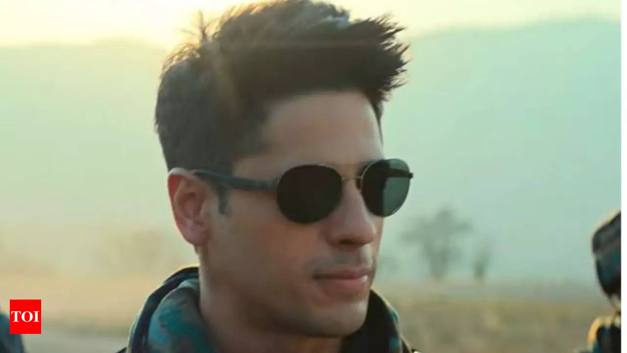 New Brylcreem - Beard and Hair grooming tips from Sidharth Malhotra -  YouTube