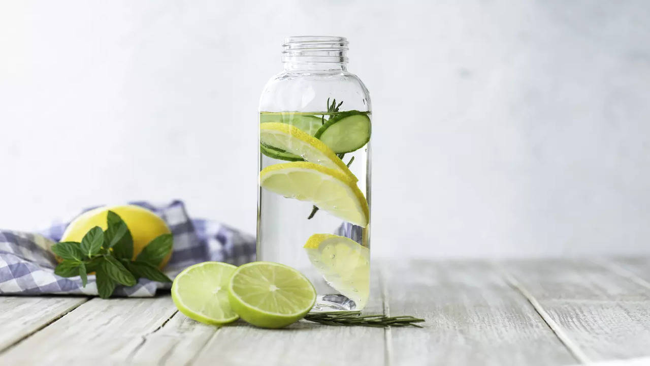 Benefits of drinking lemon water for skin hotsell