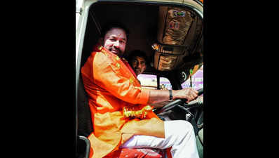 BJP takes up Vijay Sankalp Bus Yatra, to cover all LS seats