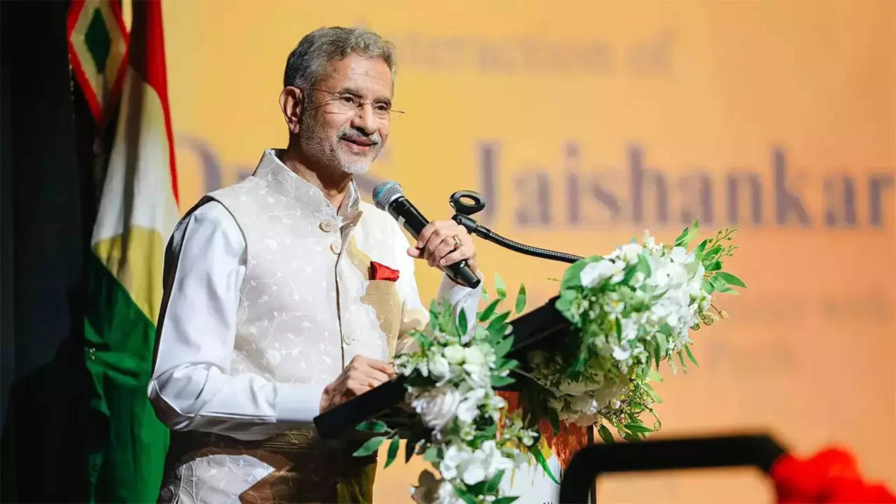 EAM Jaishankar hosts EU Ambassadors in New Delhi; discusses India-EU ties and regional, global issues – Times of India