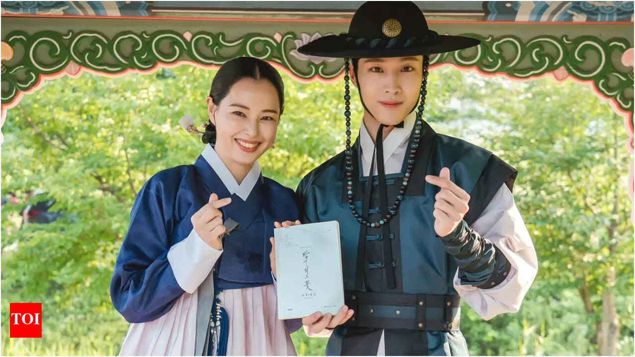 Knight Flower' stars bid farewell and share gratitude as the series  concludes with record-breaking finale | - Times of India