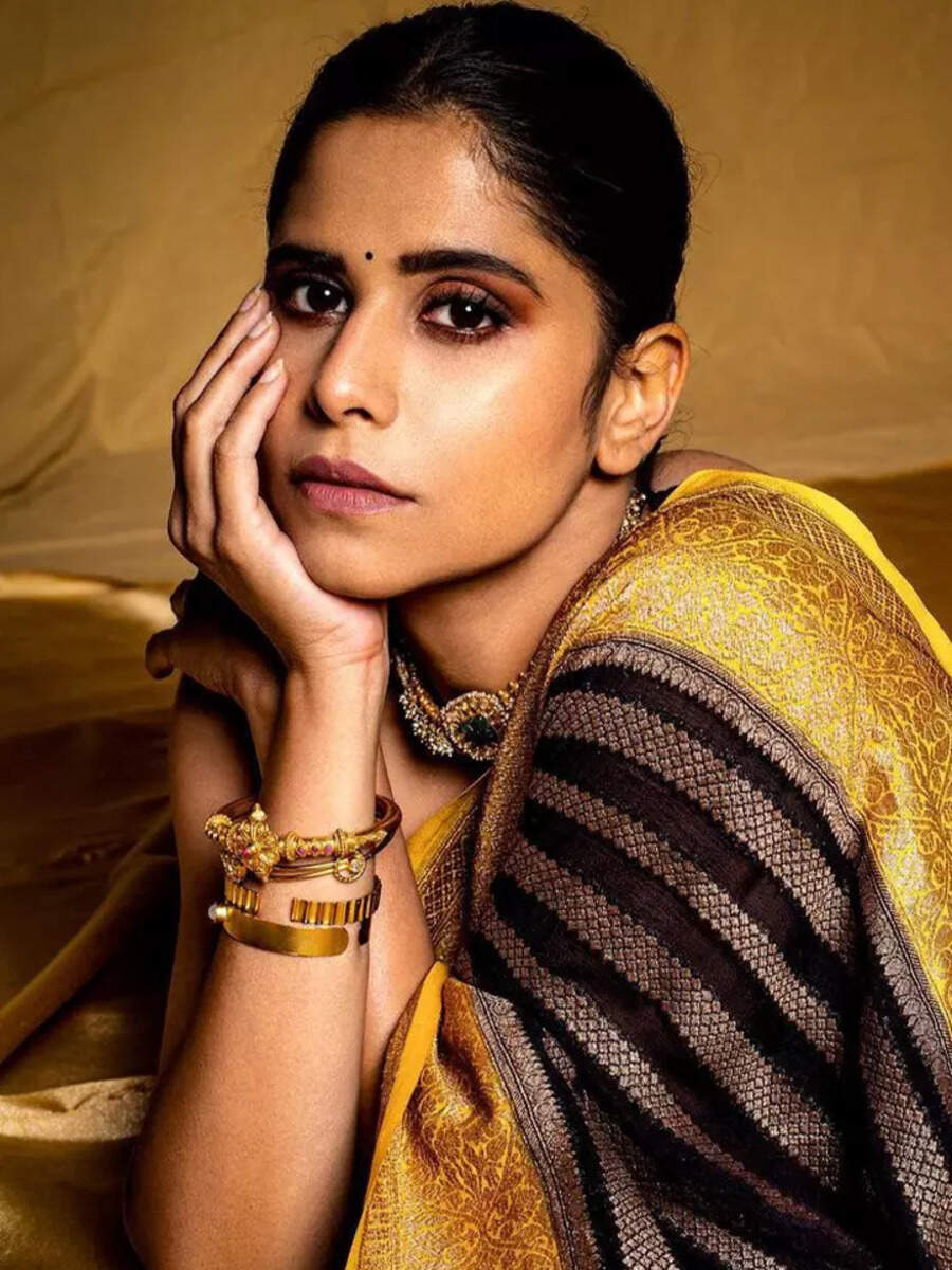 ​Sai Tamhankar adorned in tapestry of exquisite sarees​ - Vimarsana News