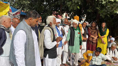 Farmers to erect pakka morcha from February 21, khaps advised SKM