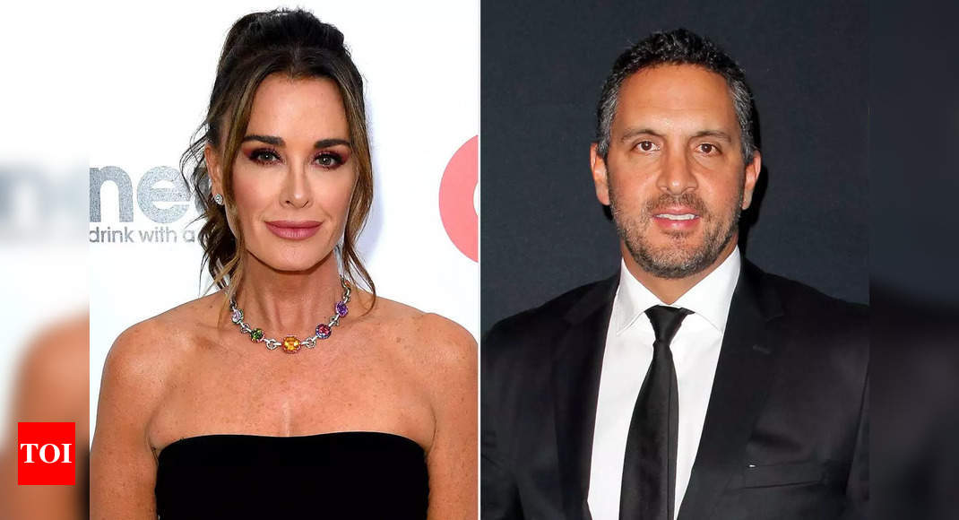 Kyle Richards Breaks Down In RHOBH Chat About Cheating Allegations ...