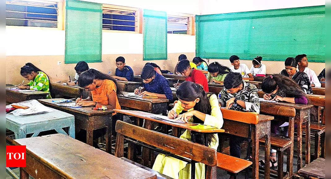 Maharashtra Board Exam 2024: Over 3.5 Lakh HSC Students Sit for Exams in Mumbai Division, 15 Lakh Statewide