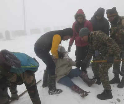 Sudden snowfall in Sikkim: Army rescues over 500 stranded tourists from Nathula