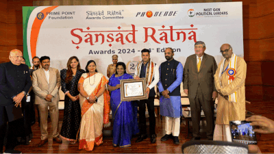 Shiv Sena MP bags Sansad Ratna award