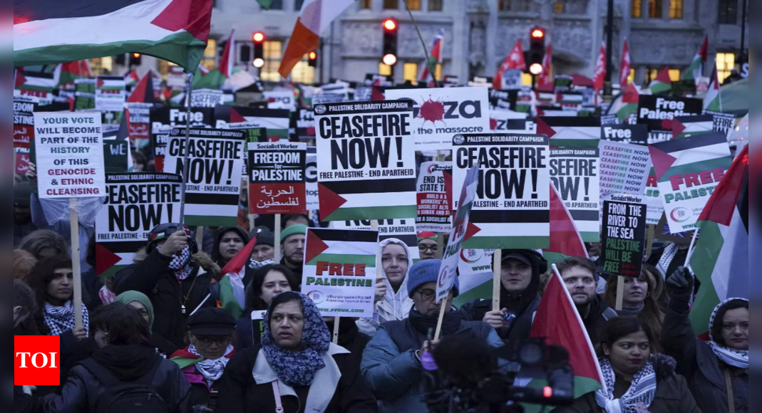 An attempt by UK lawmakers to vote on a cease-fire in Gaza descended into chaos