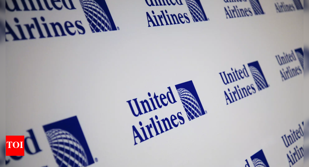 United Airlines to become first US carrier to resume Israel flights since Gaza war