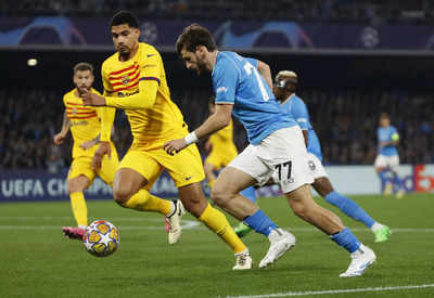 Napoli hold Barcelona to a 1-1 draw in Champions League clash