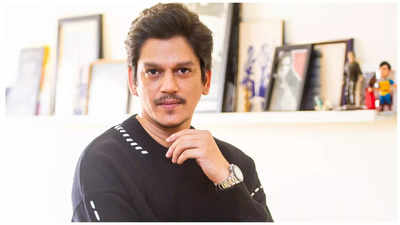 EXCLUSIVE: I hope some actors get papped outside an acting class too someday, says Vijay Varma