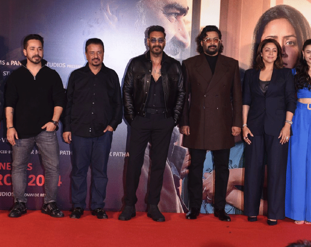
Ajay Devgn, R Madhavan and Jyotika attend the trailer launch of Shaitaan

