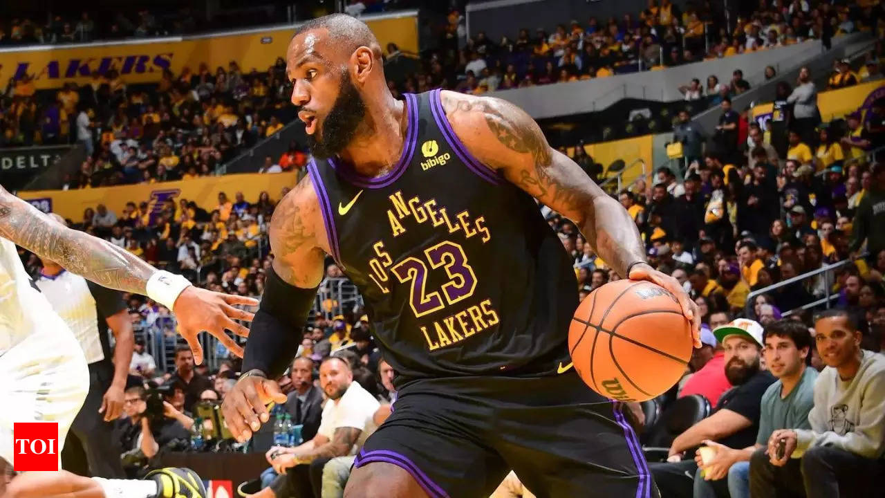 LeBron James returns from three-game absence, helps new-look Los Angeles  Lakers to impressive victory