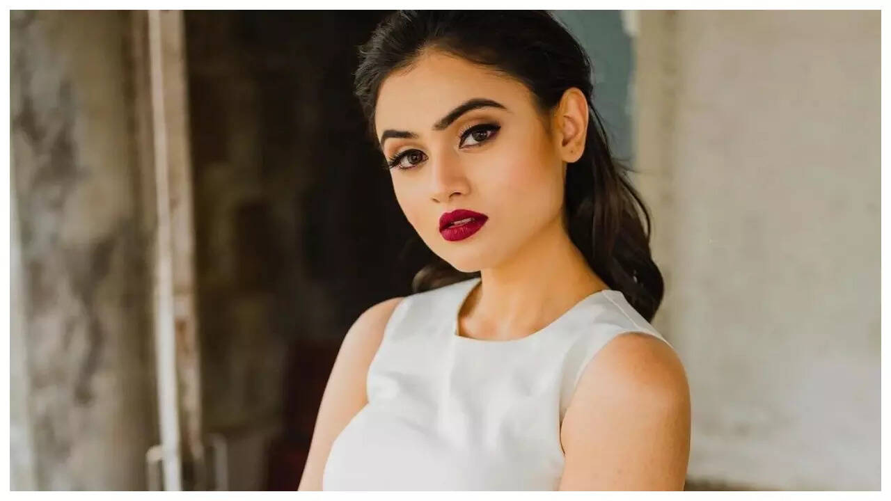 Picture of Janki Bodiwala