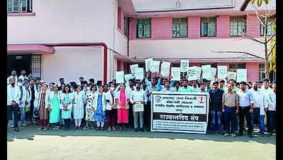 Long waits ail patients as resident doctors’ strike continues at GMCH & Mayo Hosp