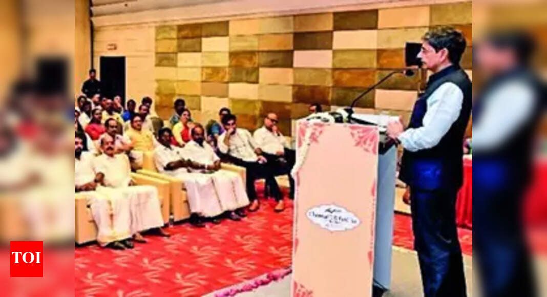 Tamil Nadu: Governor lauds Tamil Nadu's unity amid pandemic | Chennai ...