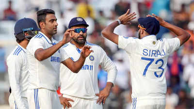 Gavaskar wants Ashwin to lead team out on field in Dharamshala in his 100th Test
