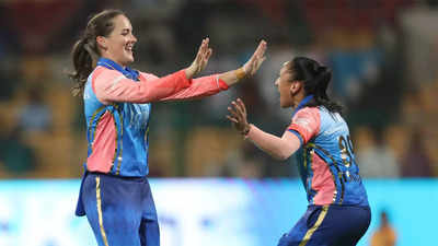 Women's Premier League: Amelia Kerr, Harmanpreet Kaur, Shabnim Ismail hand Mumbai Indians second win