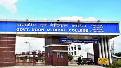 State to pay for workers' children in govt medical, engg colleges