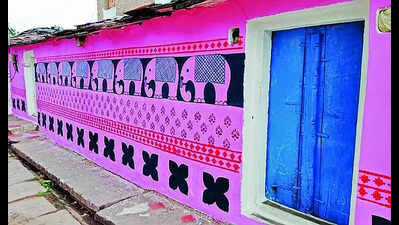 Weavers of Chanderi sarees tap into exports market | Indore News ...