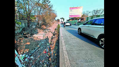 Rampant construction & road work in NIBM area cover societies in dust