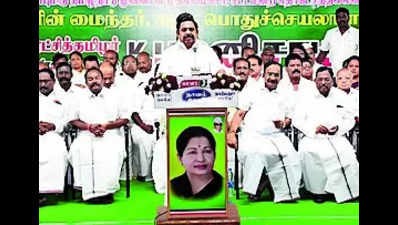 EPS: Stalin unable to contain drug smuggling as DMK men are involved