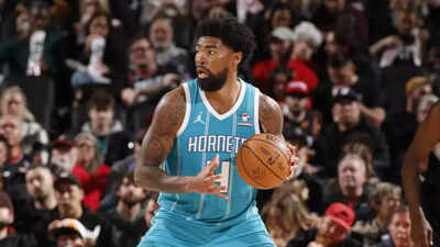 Charlotte Hornets end 15-game losing streak against Portland Trail