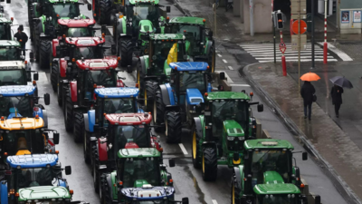 Farmers jam Brussels' EU quarter as ministers meet