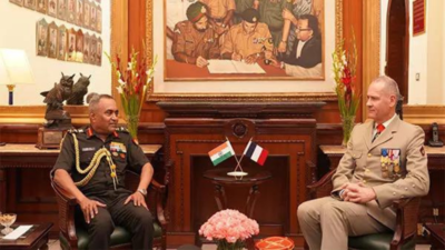 French army chief holds talks with Indian counterpart, receives Guard of Honour