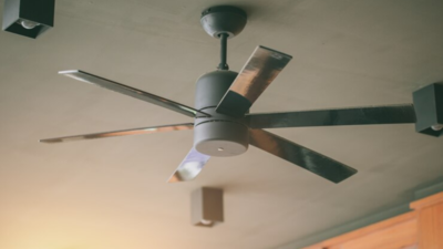 Ceiling Fan Under 1000 To Keep The Room Airy In Summers