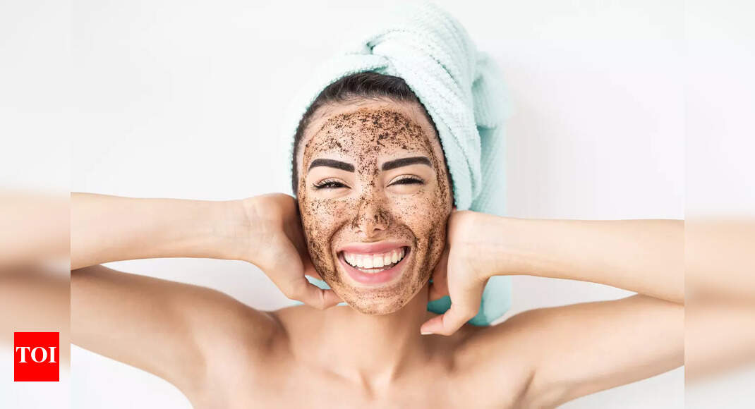 Face Scrubs for Summer Summer perfect face scrubs of a soft skin