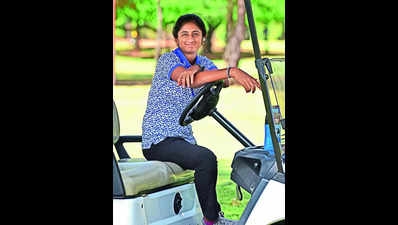 Teen golfer Saanvi dons refs role