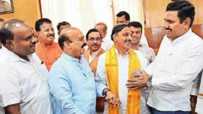 Karnataka: BJP, JD(S) mull ‘symbol exchange’ strategy to quell dissent in ranks