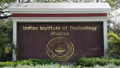 IIT Madras incubator develops India’s 1st septic tank cleaning robot, can save lives