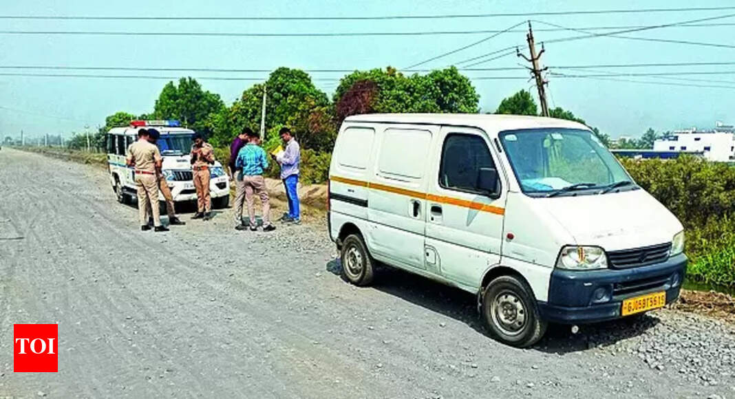Surat Police: Rs 1 crore cash loot in Surat - Investigation underway | Surat News - Vimarsana News
