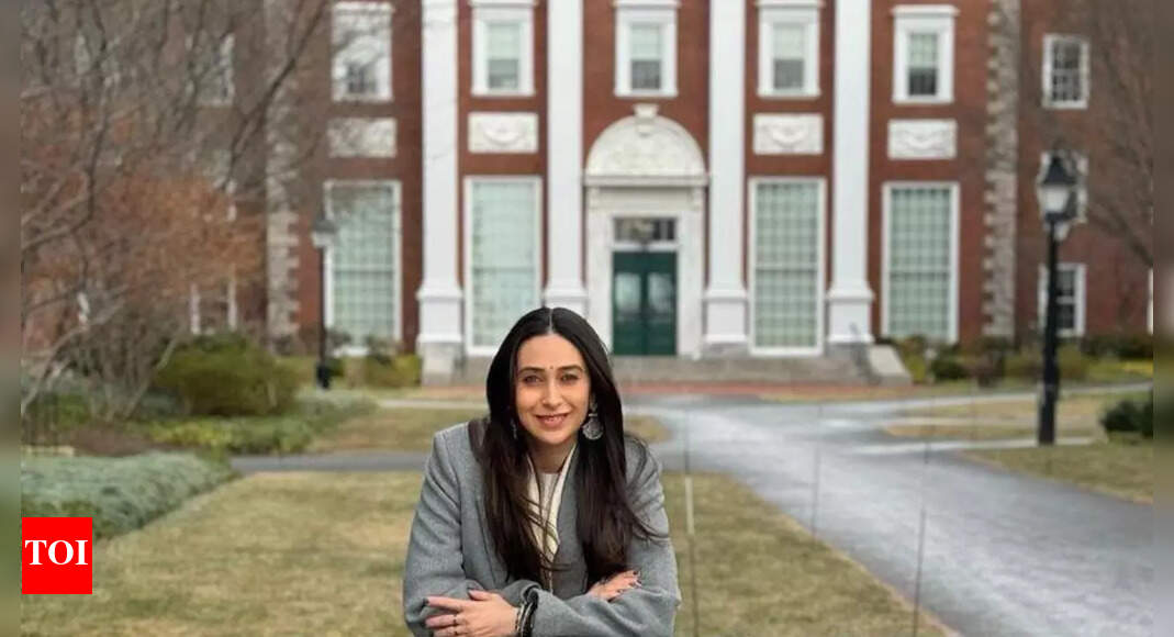 Netizens defend Karisma Kapoor's Harvard appearance, say 'Knowledge transcends certificates and degrees' | - Vimarsana News