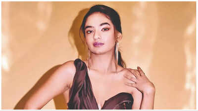 Anushka Sen fulfills her dream of buying a house in Mumbai ...